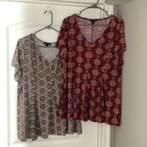 2 Roz & Ali short sleeve tops